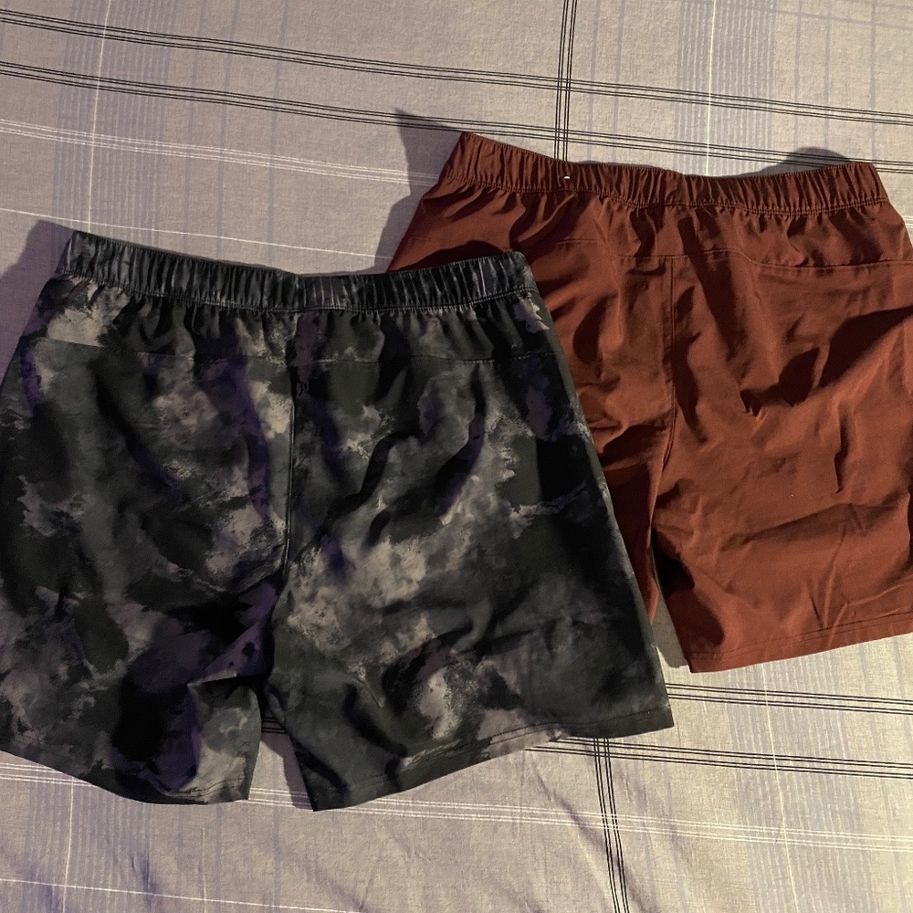 Old Navy Active Shorts - Picture 4 of 4